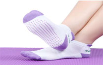 Por que usamos meias de Yoga?Importantes benefícios para a saúde Das meias de Yoga